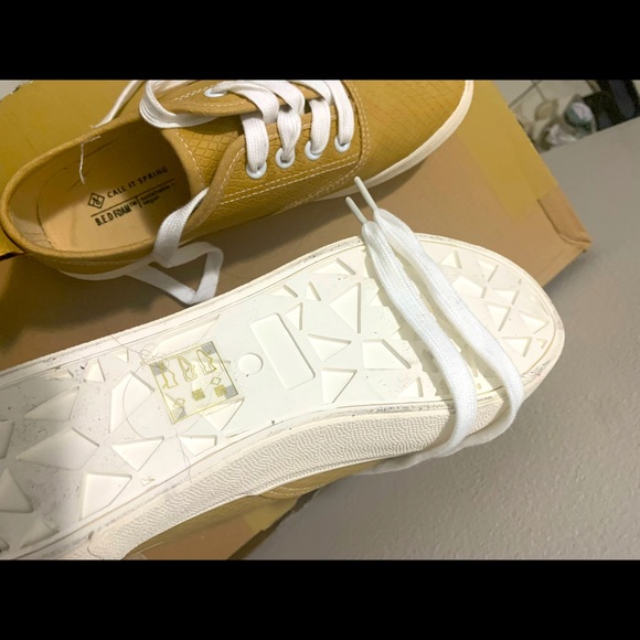 Call it spring sneakers size 5 brand new - Picture 3 of 3